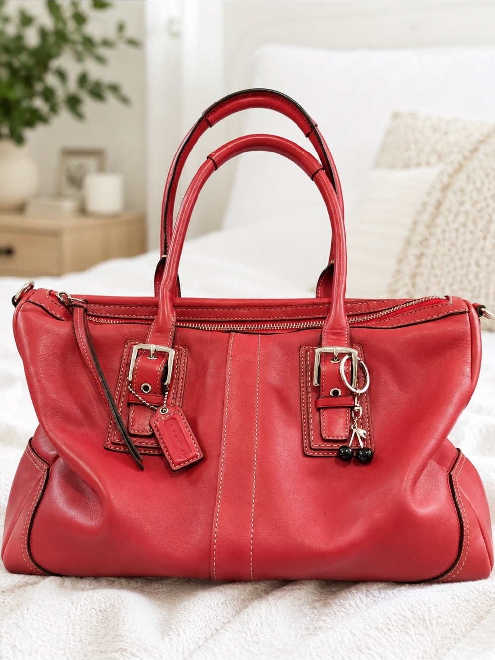 Red Leather Satchel Handbag - Women's Designer-Style Tote